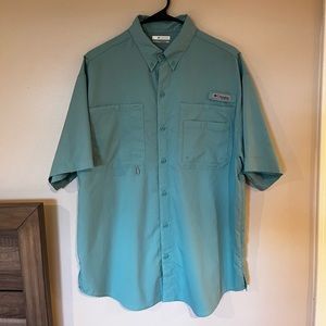 Columbia PFG Tamiami II Short Sleeve Shirt Light Blue Mens Size Medium Omnishade